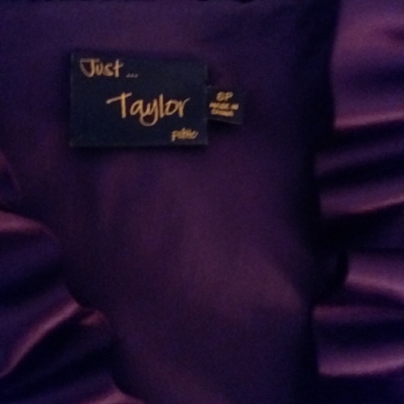 🔥Beautiful Deep Purple 'Just Taylor' Dress - Picture 4 of 5